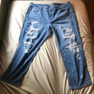 American Eagle Mom Jeans